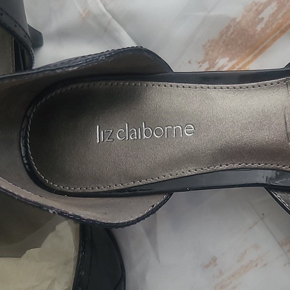 Liz Claiborne .. Brody .. Womens 9m .. Leather Uppers .. New w/o Tags - Picture 2 of 6